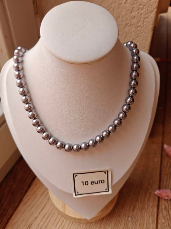 Ketting 25: grijze Parel