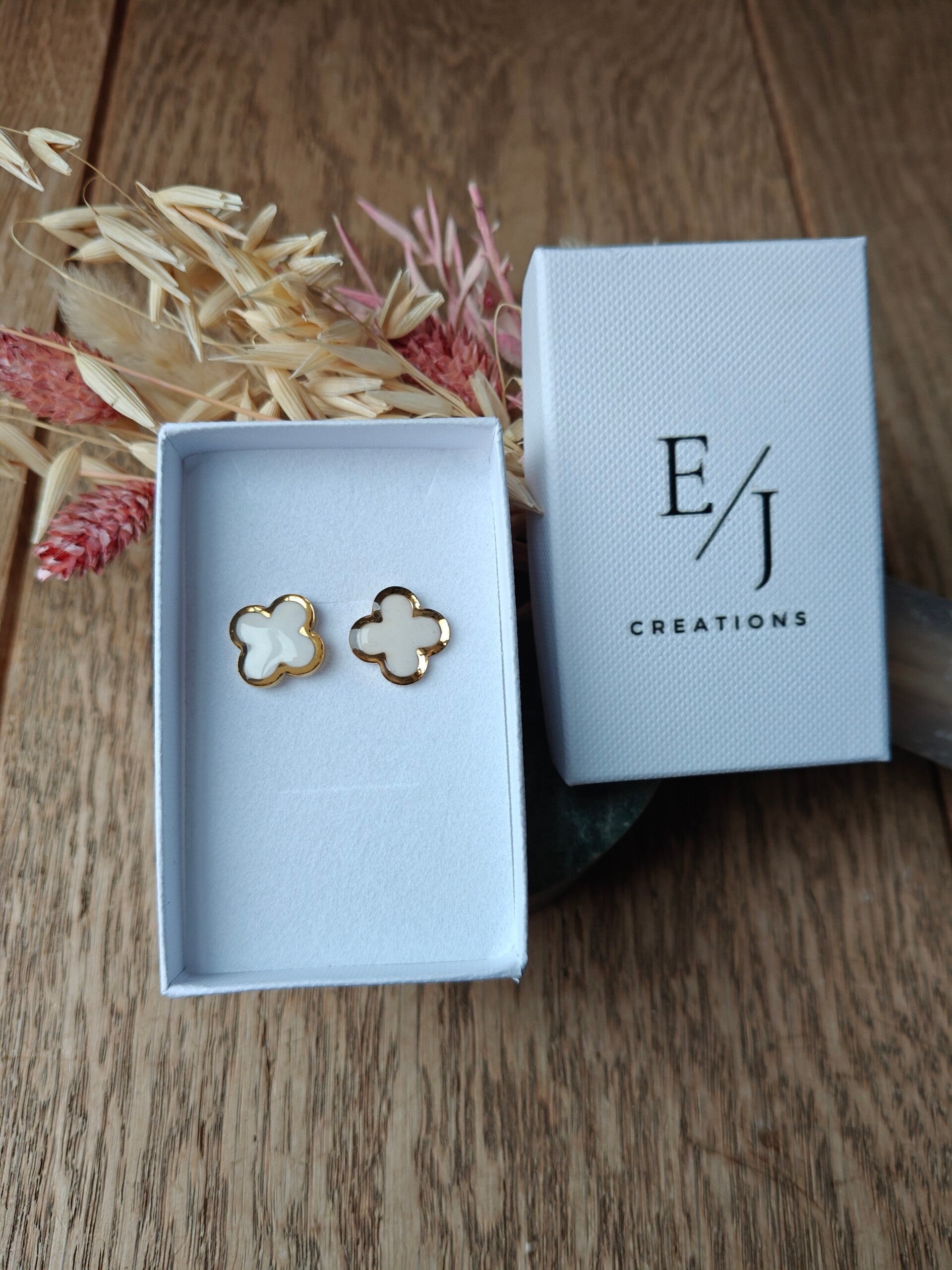 Moedermelkjuweel - oorbel klaver