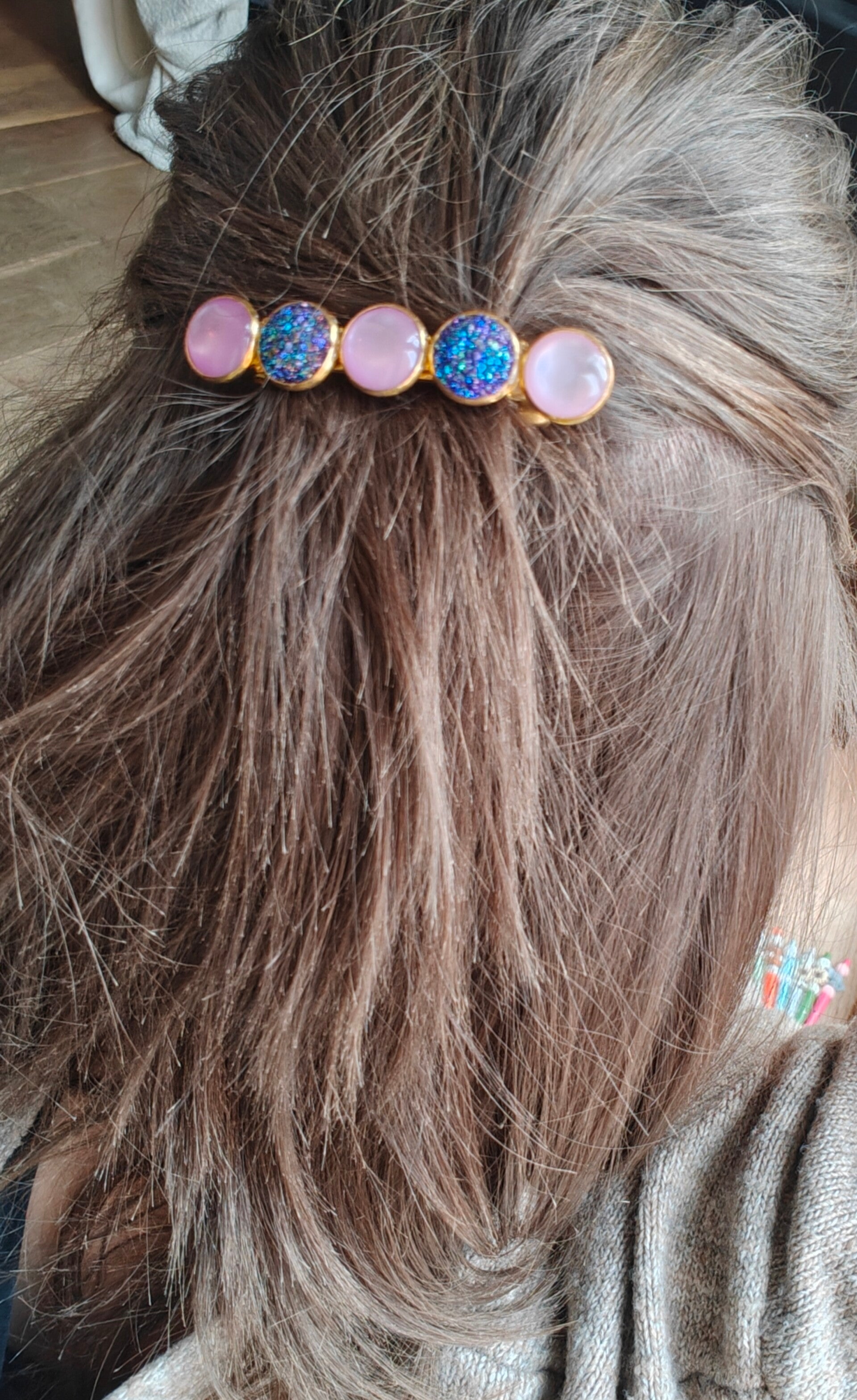 Haarspeld 4: lila haarspeld