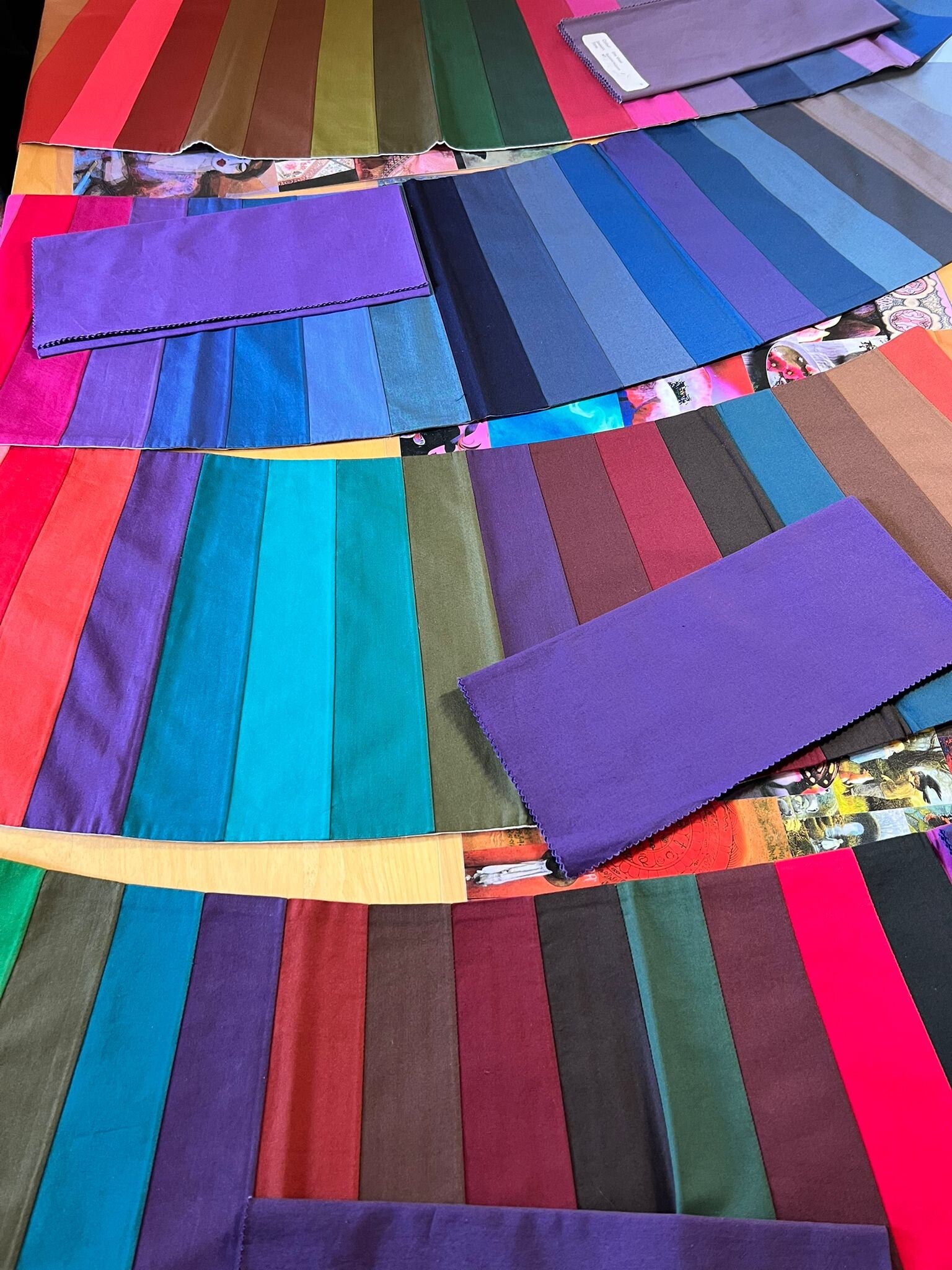 Kleurenanalyse doeken in verschillende kleurpaletten – Studio Embrace