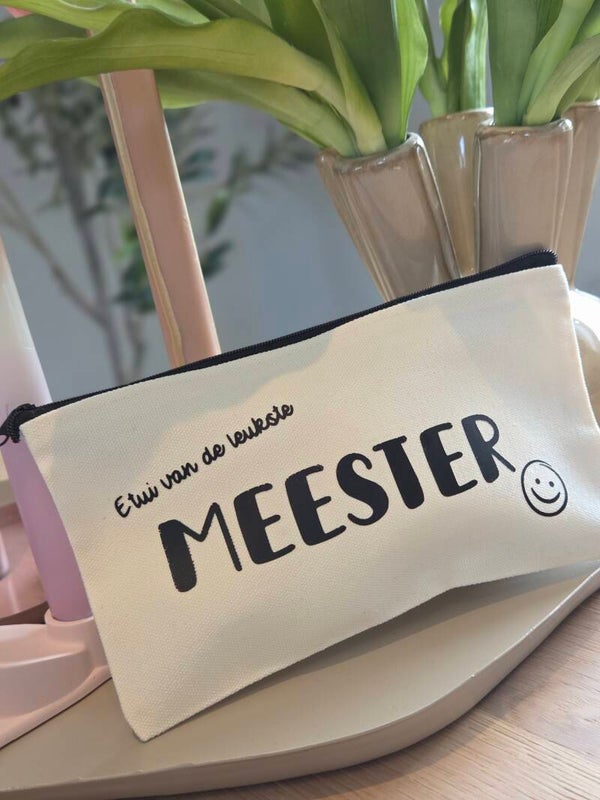 Wit katoenen etui met tekst Meester | Praktisch cadeau