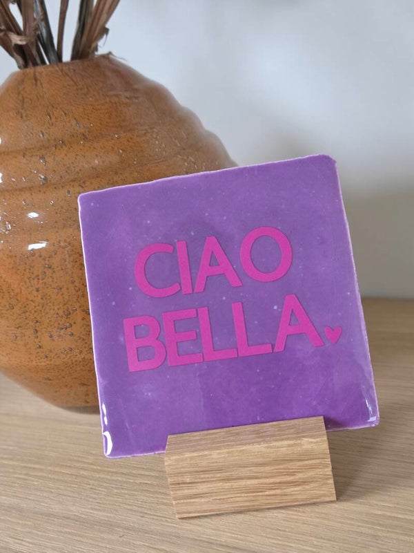 Keramieken Tegeltje met Quote “Ciao Bella” - Paars met Roze Opdruk | 10x10 cm