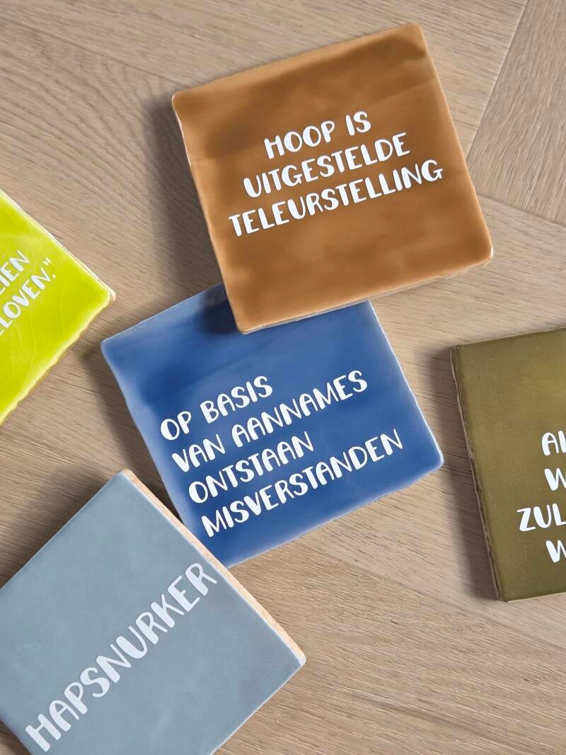 tegeltjes-directeur-origineel-cadeau-met-een-knipoog-standard-qjpok9.jpg