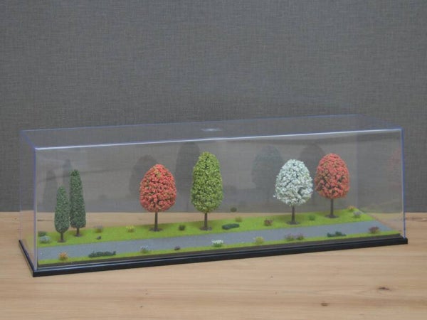 Themavitrine, Kleurrijke bomenlaan - 50x15x15 cm