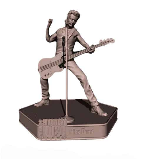 Mike Dirnt on Base GREEN DAY