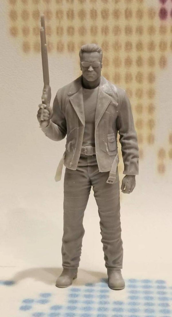 Arnold Schwarzenegger as Terminator in THE TERMINATOR