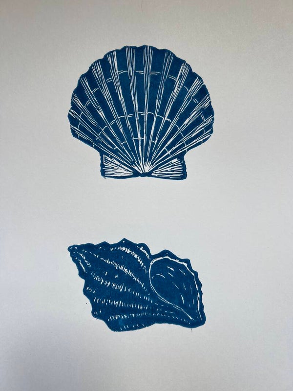 Linoprint schelpen in blauw