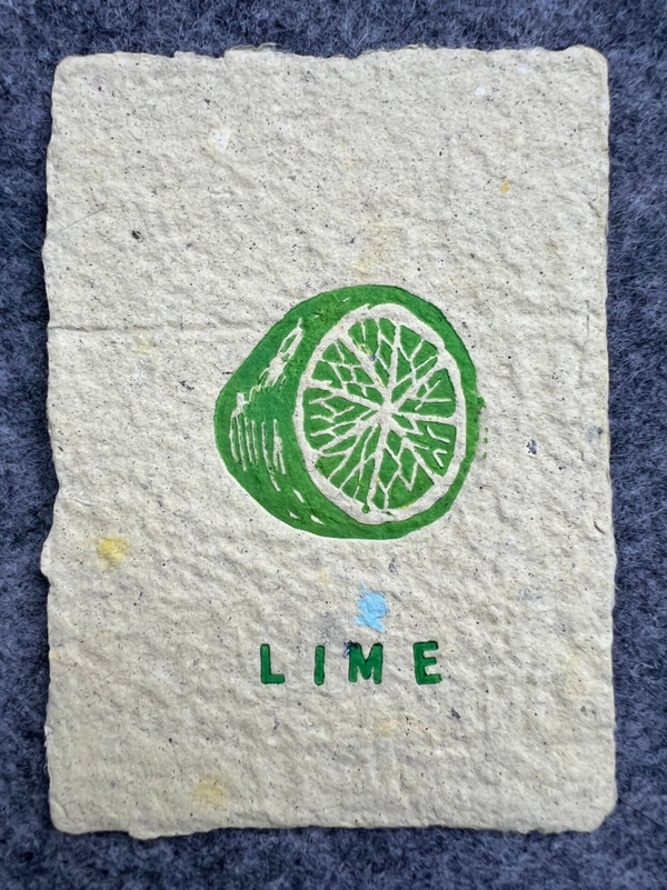 Kleine lino op handgeschept papier “lime”