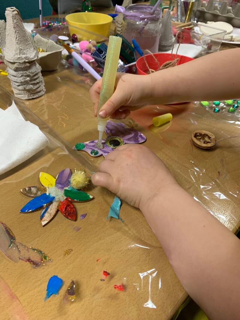 Bastel-Fiwa in Fichtenwalde (Beelitz), Kinderkunstkurse, Kreativkurse, Bastelkurse für Kinder, basteln, Bastelfiwa, Gruppenarbeit, Kinder, kreativ, gesellig, zusammen malen, zusammen basteln, Bastelkurs, Nachmittag, Bastelnachmittag