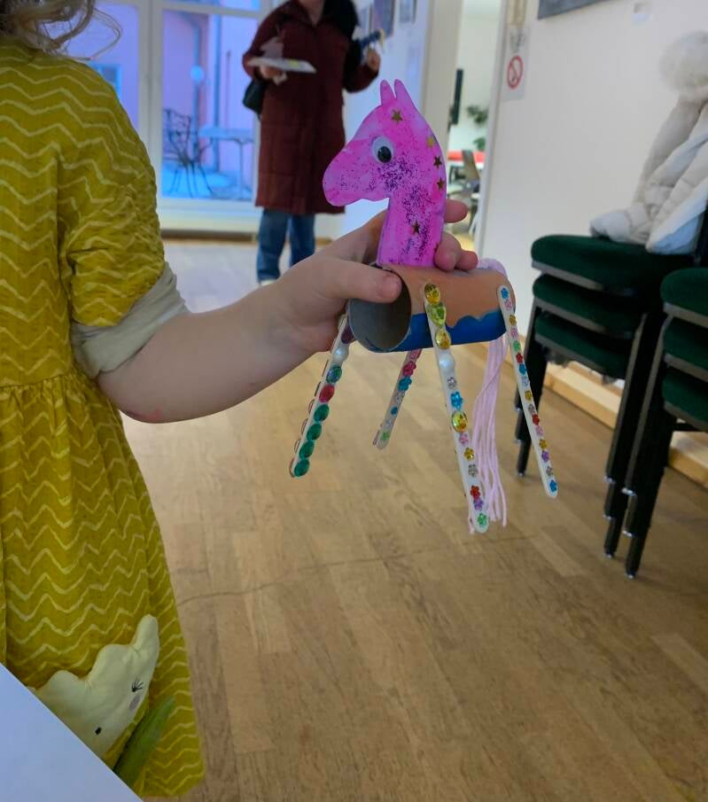 Bastel-Fiwa in Fichtenwalde (Beelitz), Kinderkunstkurse, Kreativkurse, Bastelkurse für Kinder, basteln, Bastelfiwa, Gruppenarbeit, Kinder, kreativ, gesellig, zusammen malen, zusammen basteln, Bastelkurs, Nachmittag, Bastelnachmittag