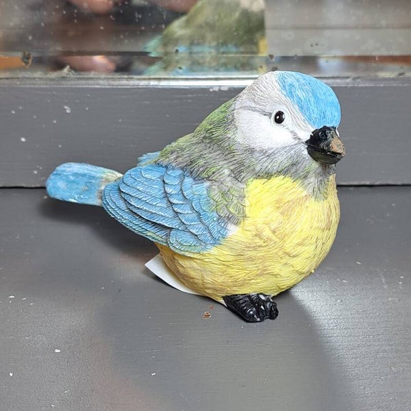 Vogel Blauw met geel H8cm B 12cm