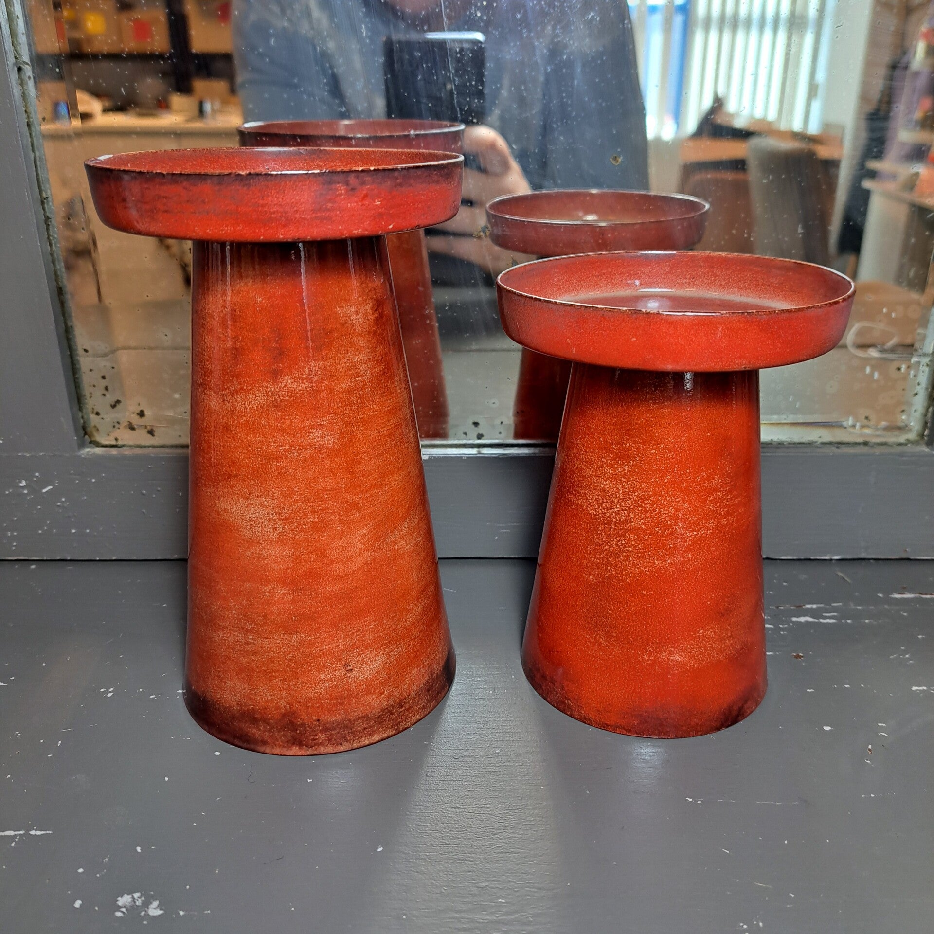 rode kandelaar voor stompkaars 14cm hoog 10.5 diameter