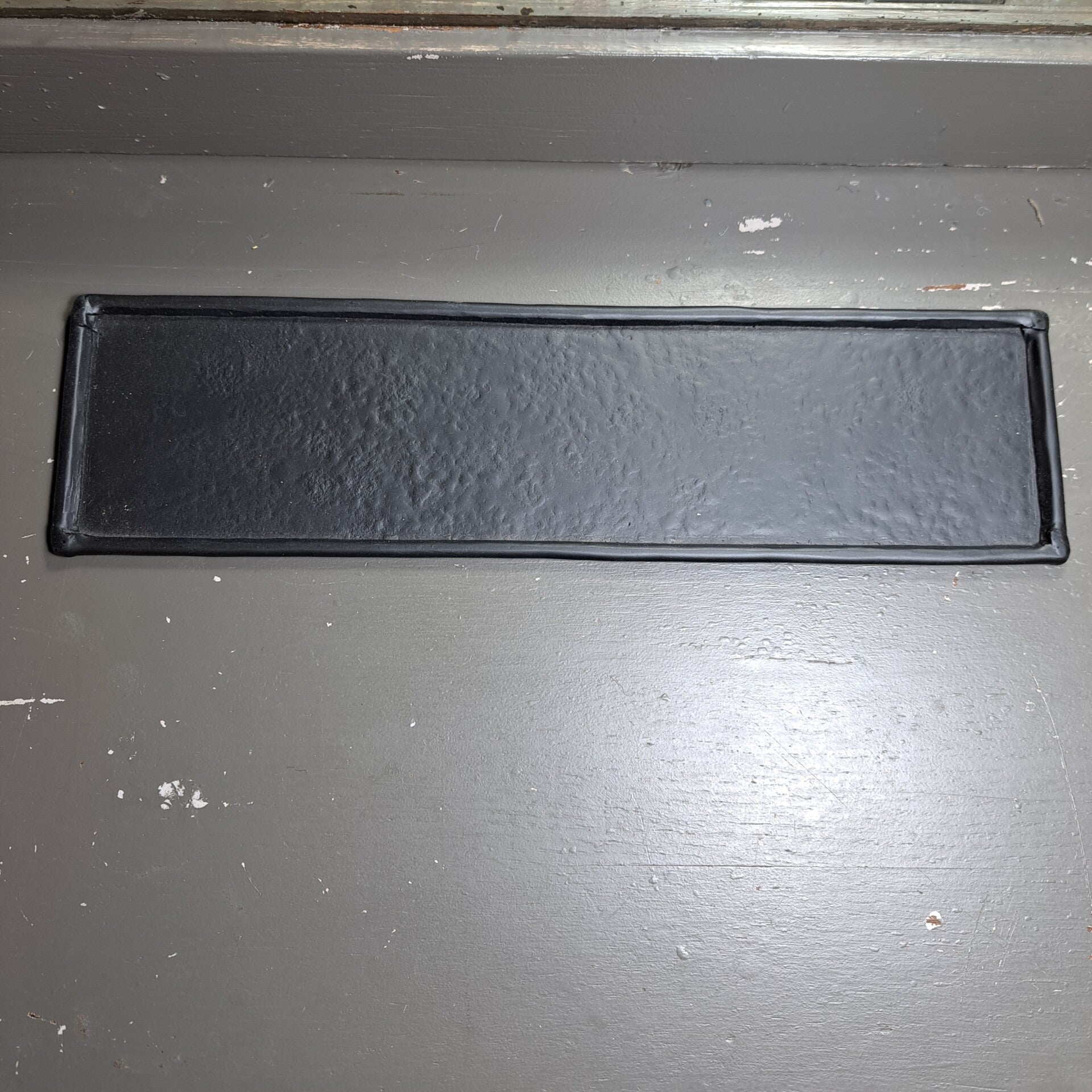Zwart plateau voor amberblokjes of andere leuke spulletjes 17.7cm
