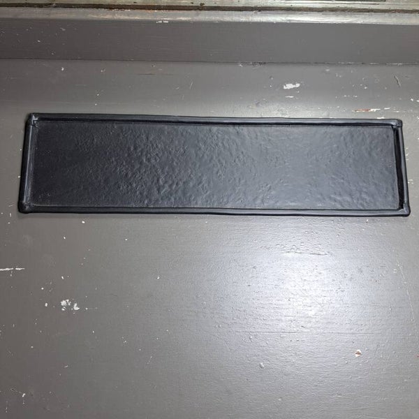 Zwart plateau voor amberblokjes of andere leuke spulletjes 17.7cm
