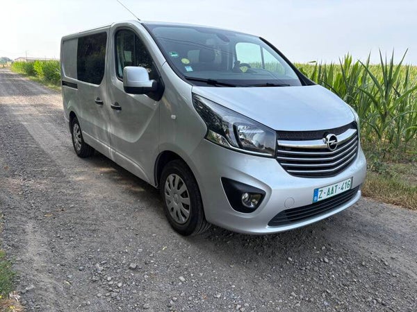 Opel vivaro dubbele cabine