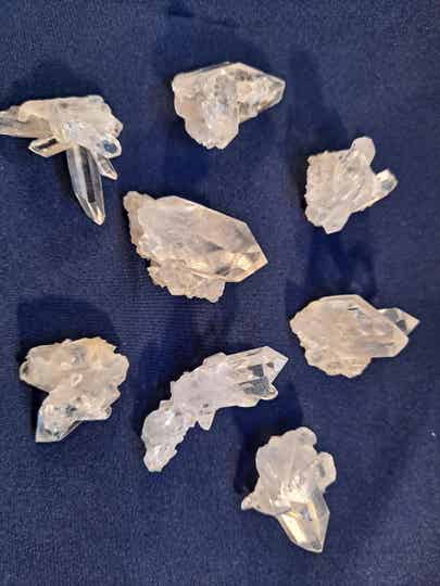 Lot of 8 Solution Quartz Crystals