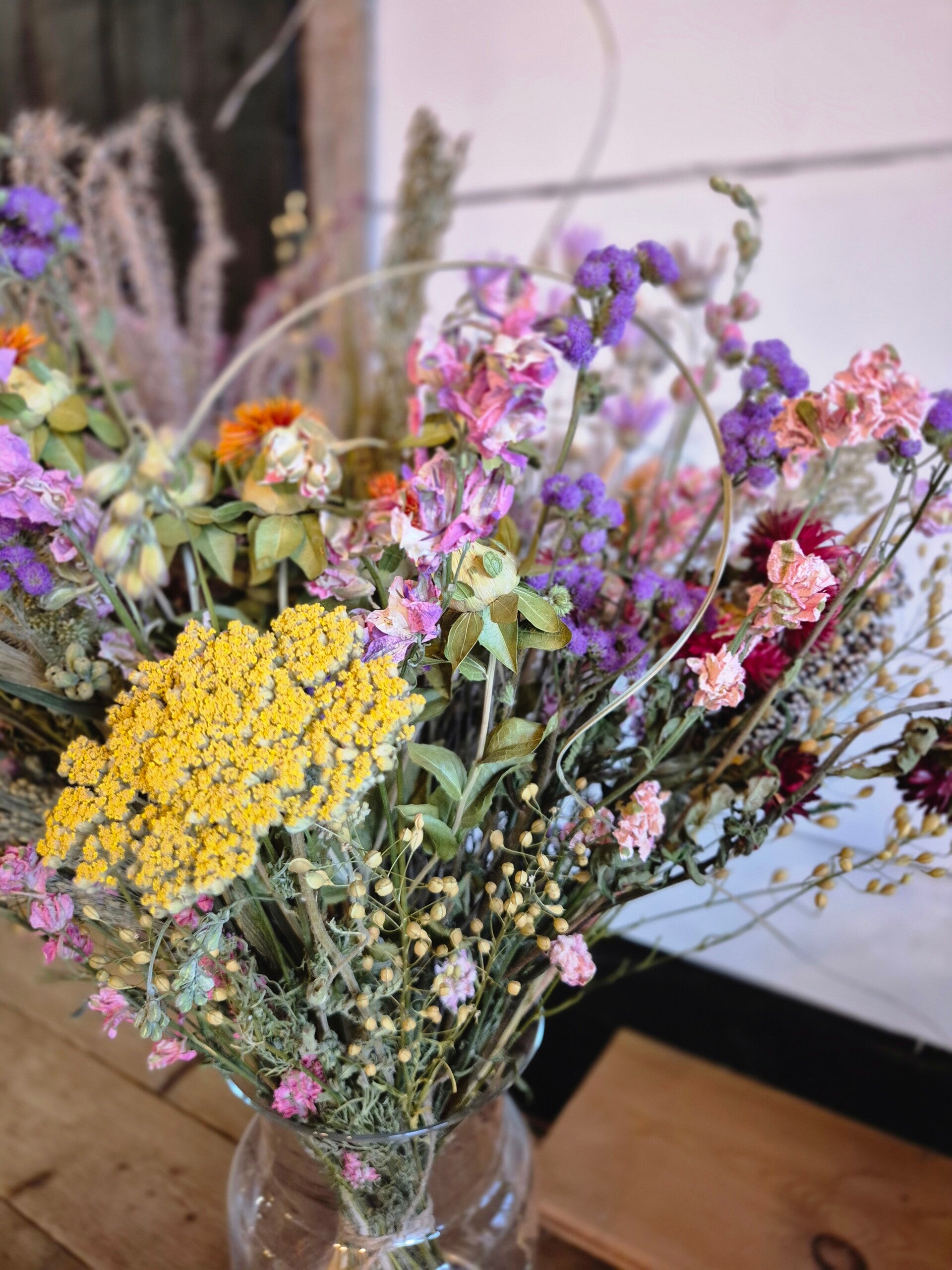 Bont boeket - €55,-