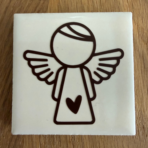 Tegel 'engeltje' beige met bruin, 4,5x4,5 cm
