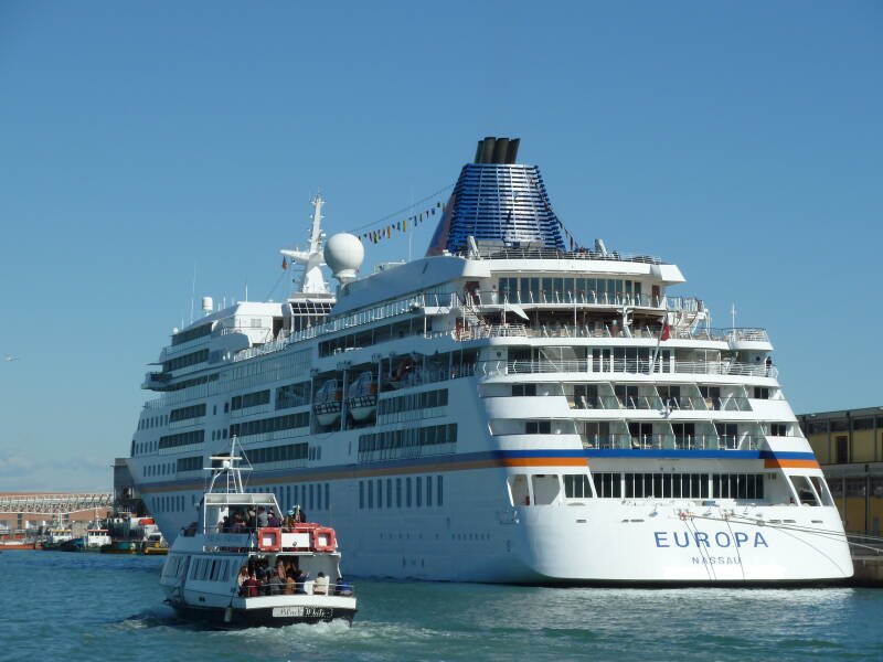 MS Europa  | www.hapag-lloyd-kreuzfahrt.com