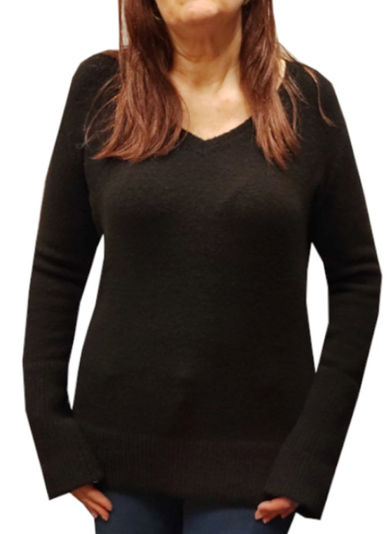 Black knitted v-neck
