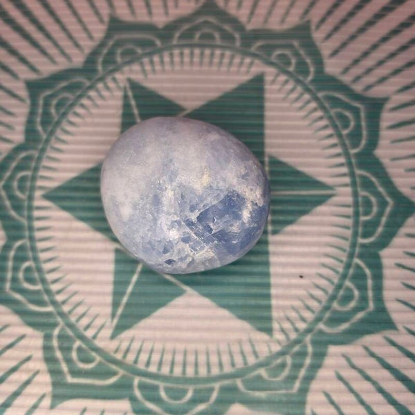 Celestite Palm Stone -85g