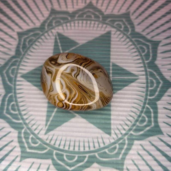 Sardonyx Palm Stone -77g