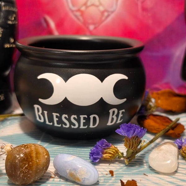 4" Porcelain Cauldron