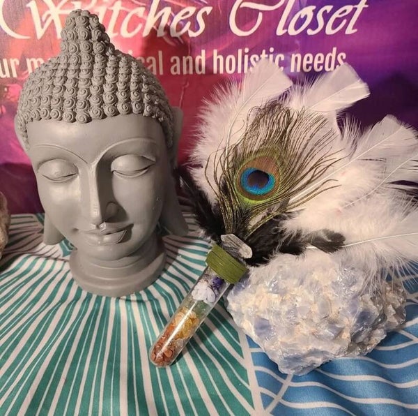 Chakra Smudge Wand. (White and Black)