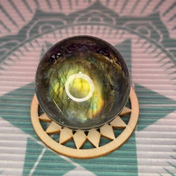Labradorite Sphere -91g