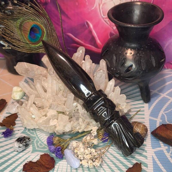 Sheen Obsidian dagger