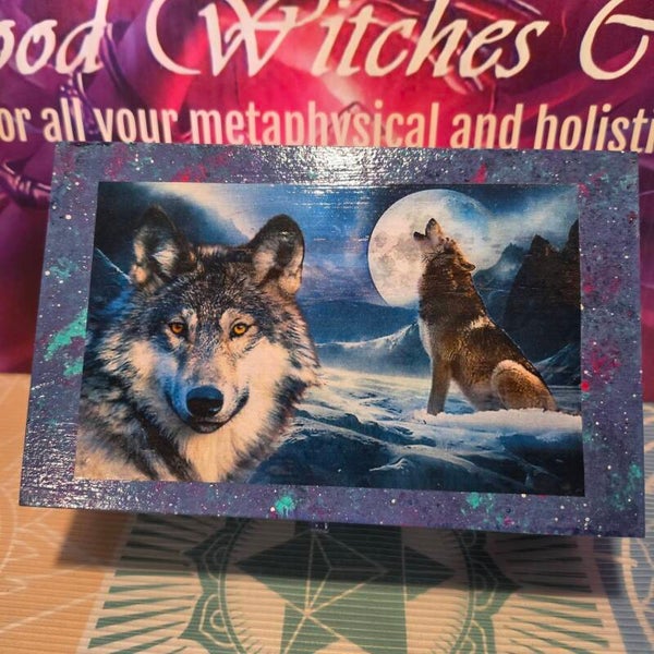Wolf Jewelry Box