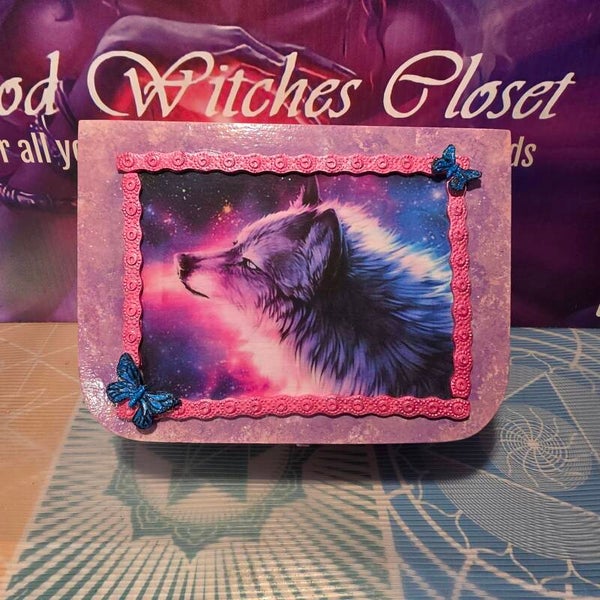 Galaxy Wolf Treasure Box