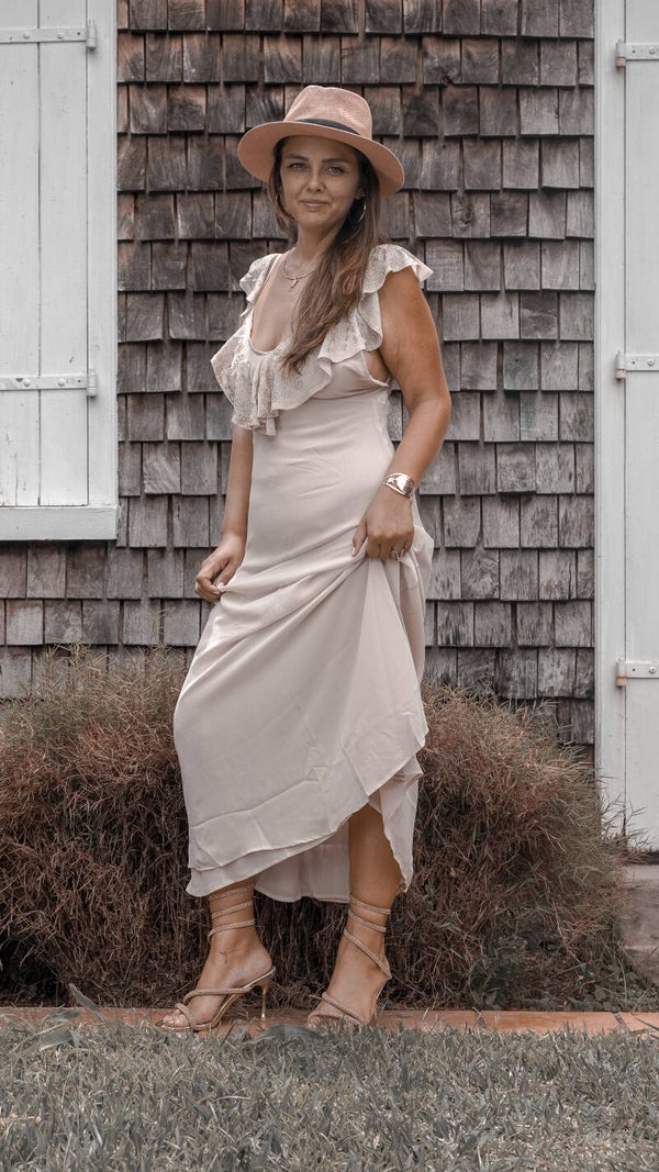 Robe Longue dentelle col en V