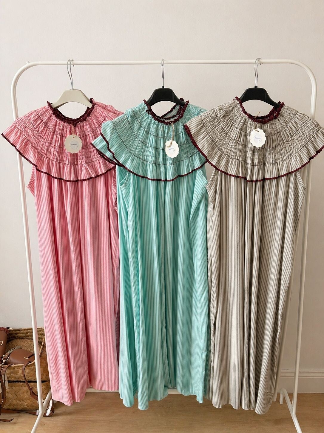 VESTIDO RAYAS CUELLO