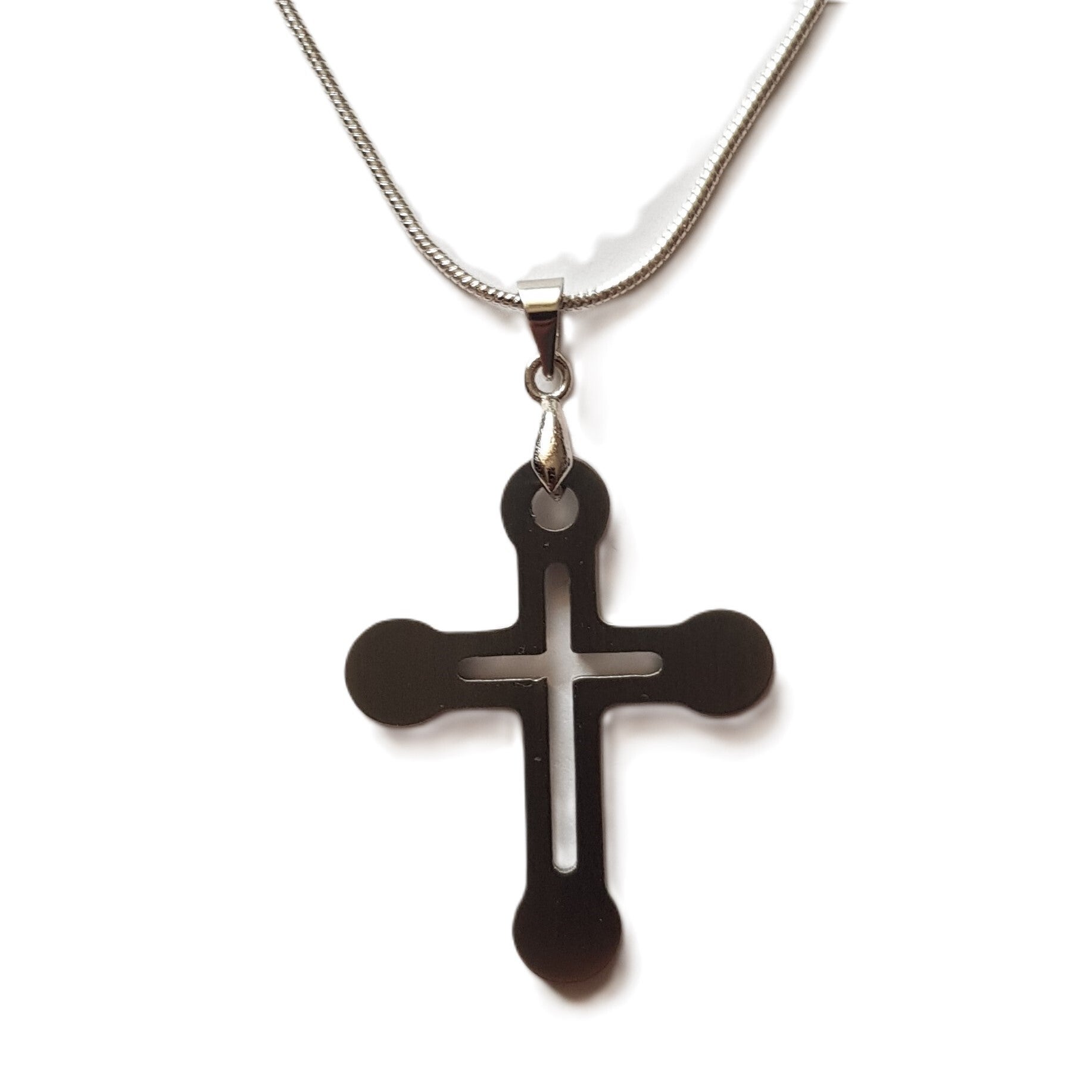 Halskette mit Kreuzanhänger