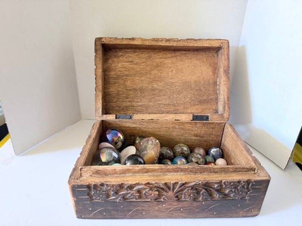 Assorted Natural Stones