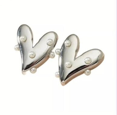 Zilveren hart oorbellen met parels