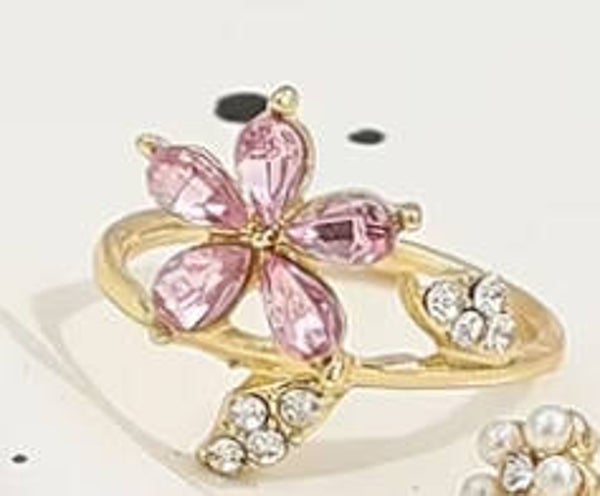 Leuke bloemen ring