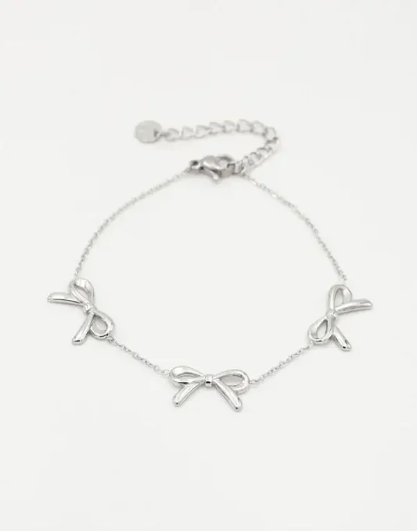 Bow bracelet