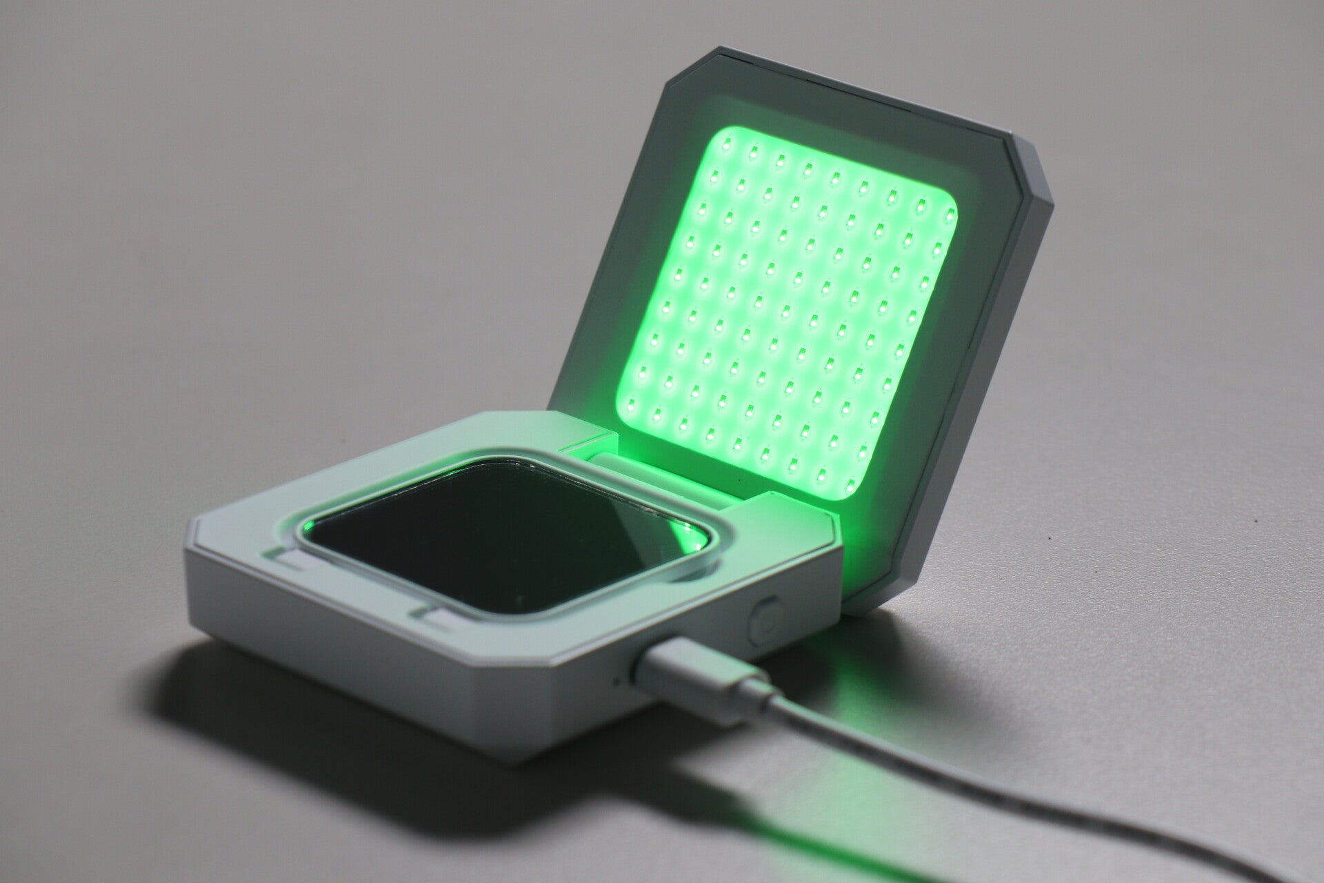 LEDiY Pocket Light Therapy Green