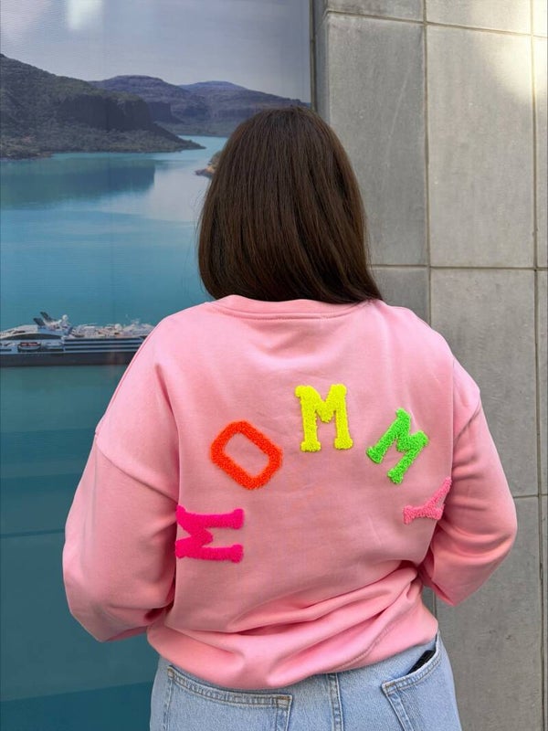 Pull "MOMMY"