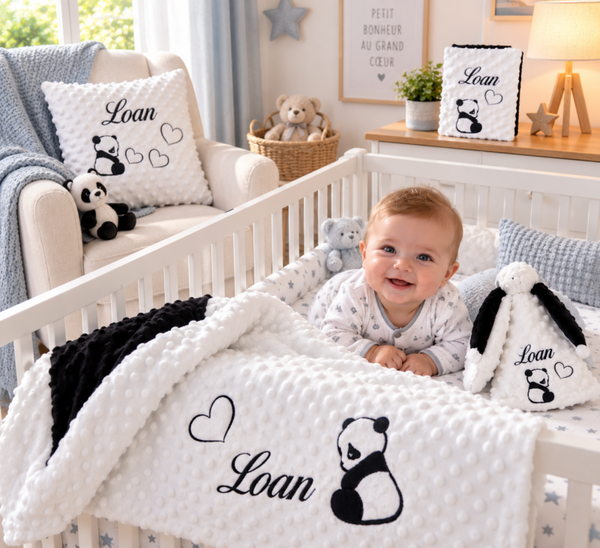 Coffret naissance bébé personnalisé brodé Panda – 5 pièces