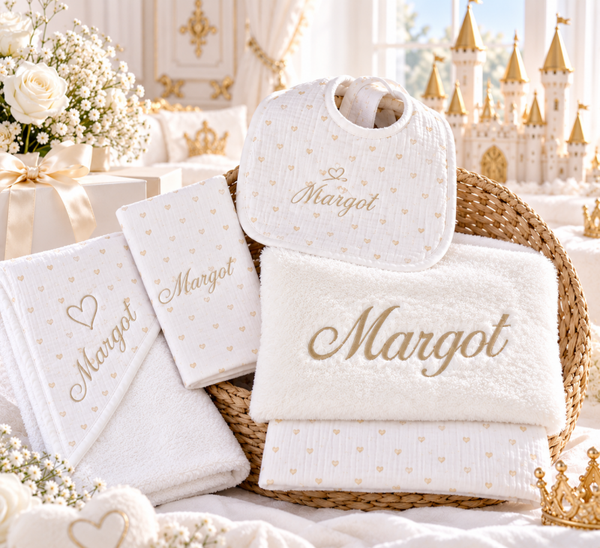 Coffret naissance bébé personnalisé brodé – 5 pièces