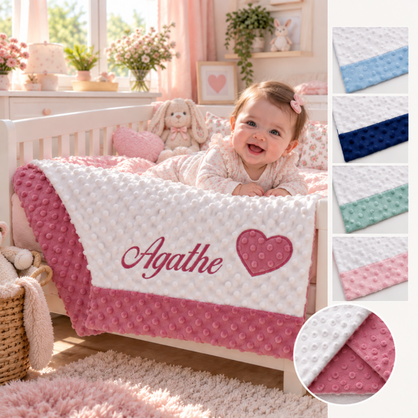 Couverture bébé personnalisée prénom et cœur brodés