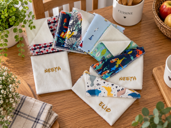 Serviette de table enfant personnalisée prénom brodé