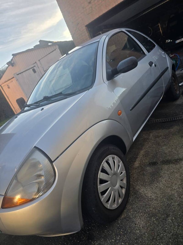 ford ka / bj 2008 / 1300cc benzine / 44kw / 162.824 km / airco