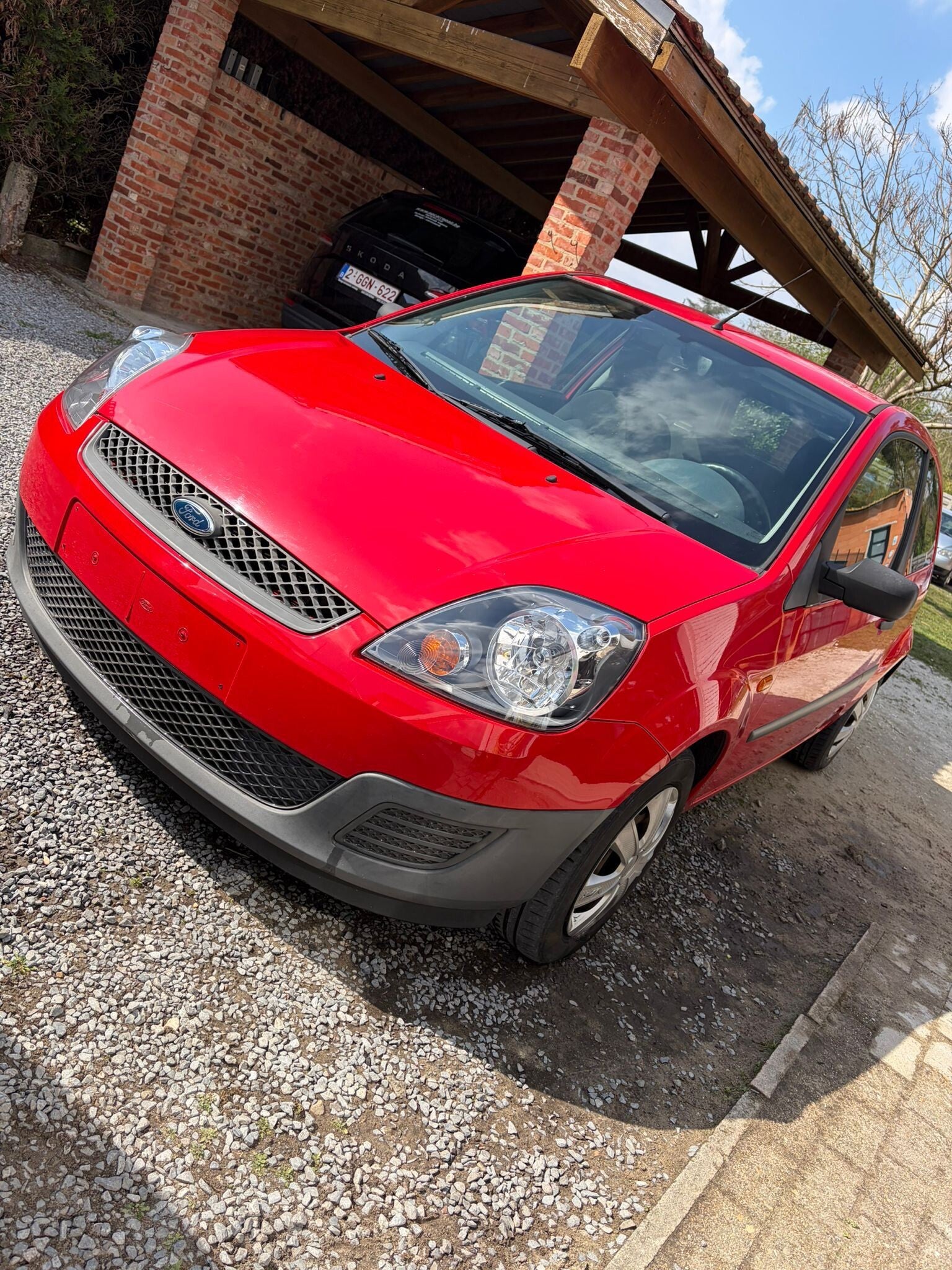 ford fiesta in zeer mooie staat met garantie