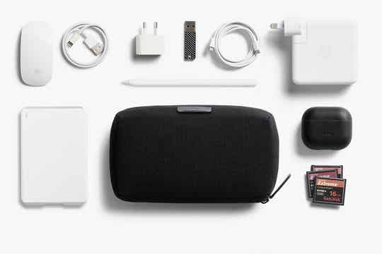 Bellroy Tech kit