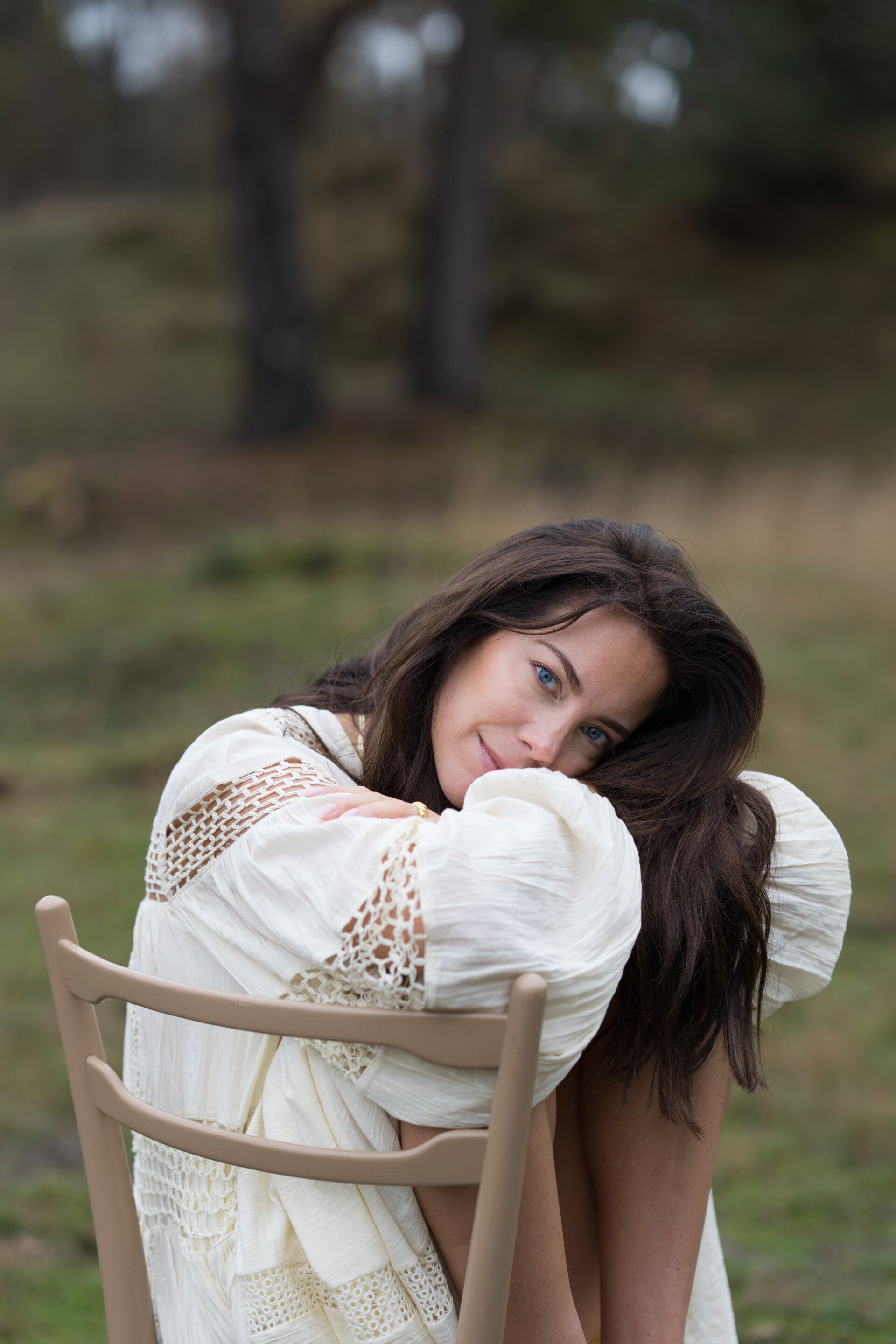 Branding fotografie. FotobijSan maakt samen met jou krachtige beelden voor jouw onderneming! Op de foto zie je Jannie, Holistische Therapeut..