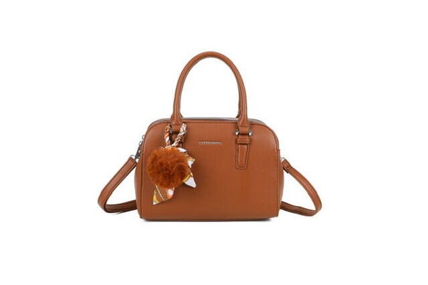 sac à main bandoulière trois compartiments pendentif pompon foulard